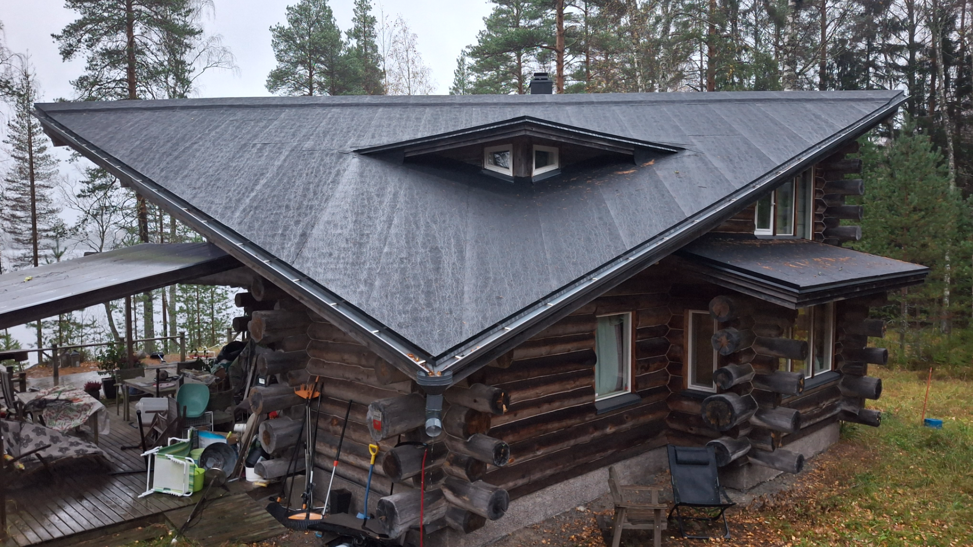 Mökin huopakattoremontti