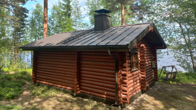 Muovipintainen pelti vaihtui lukkosaumaan